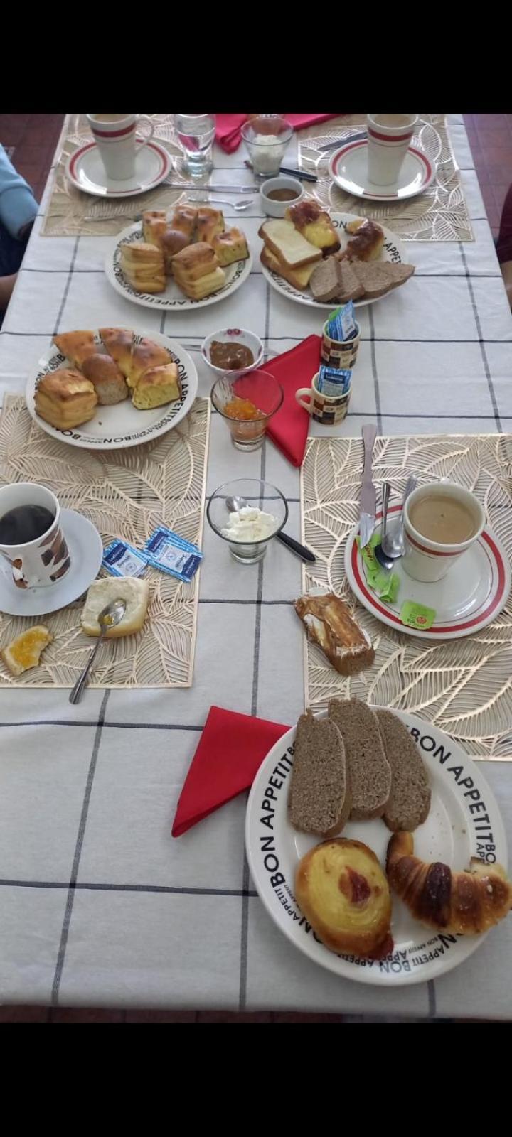 Victoria 3 Bed And Breakfast Ezeiza Buitenkant foto